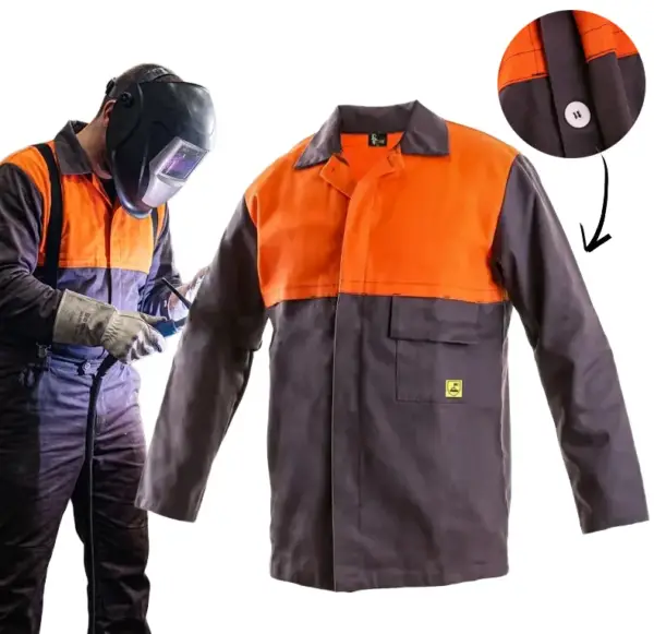 BLUZA SPAWALNICZA- MOFOS (M) Bluza spawalnicza - szaro-pomarańczowa, zaprezentowana na modelu w masce podczas spawania oraz obok jako sam produkt z okrągłym zbliżeniem na zapięcie z guzikiem - wycięte na białym tle studyjnym.